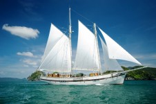 RAJA LAUT Schooner